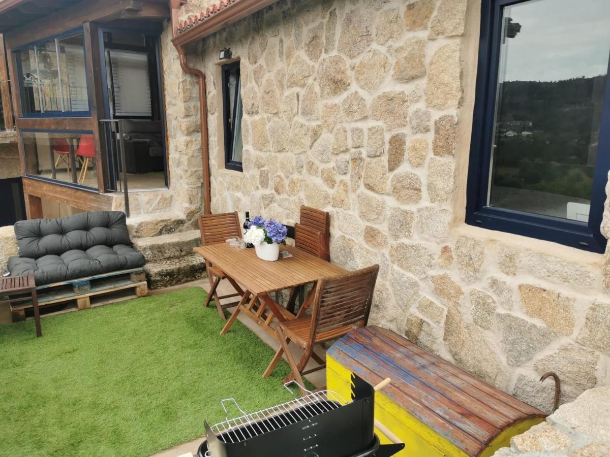 O Recuncho De Tibias Villa Pereiro de Aguiar ภายนอก รูปภาพ